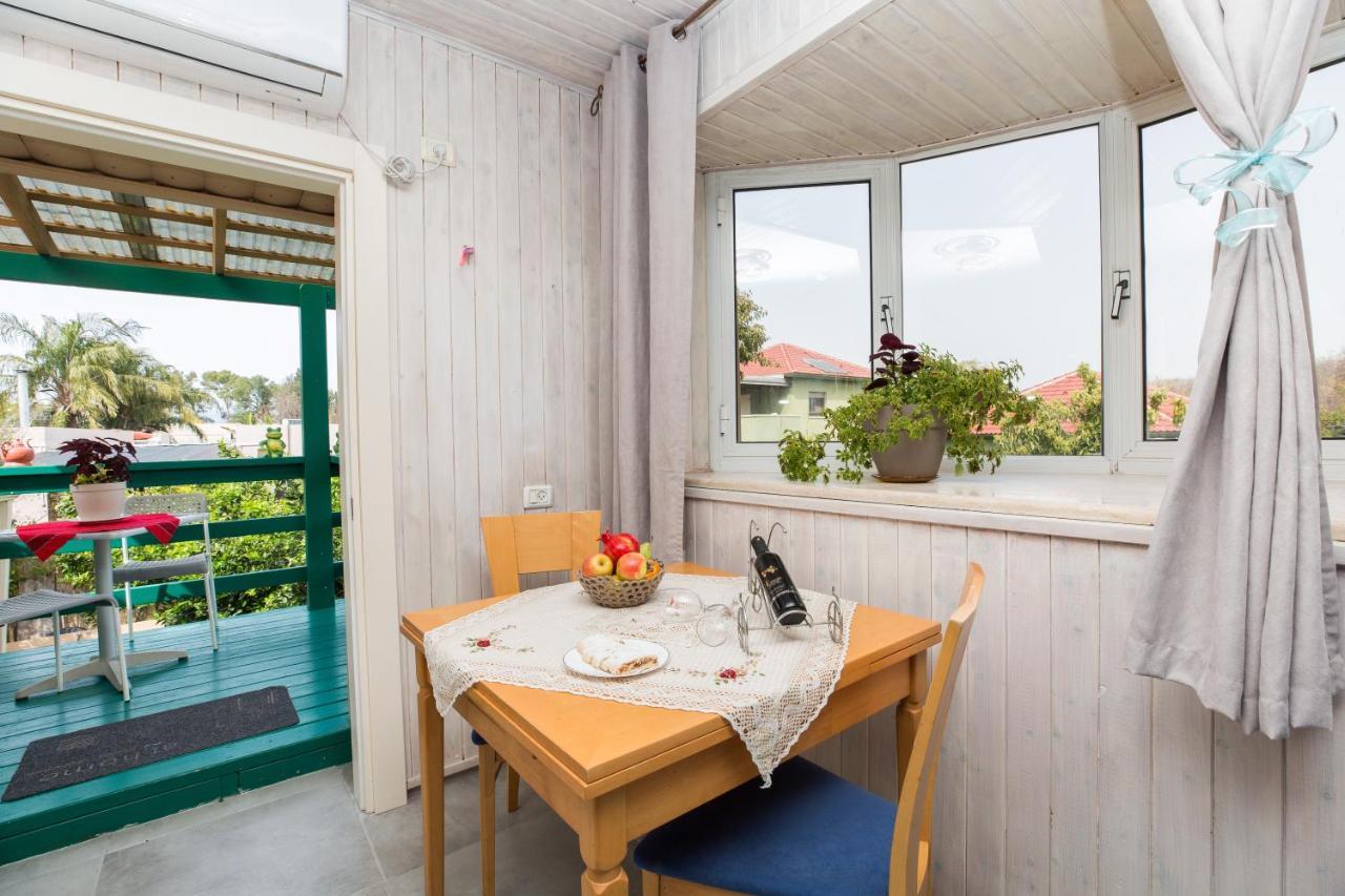 Leyad Hashmura Lodging Yesod Hamaala Buitenkant foto