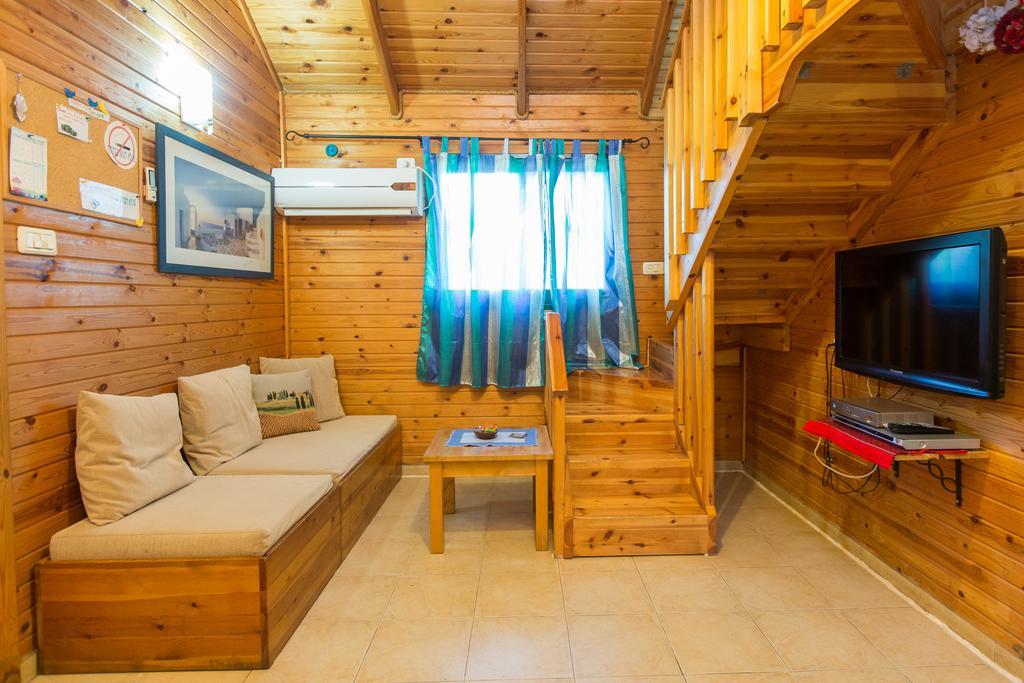 Leyad Hashmura Lodging Yesod Hamaala Buitenkant foto