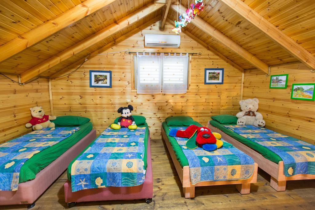Leyad Hashmura Lodging Yesod Hamaala Buitenkant foto